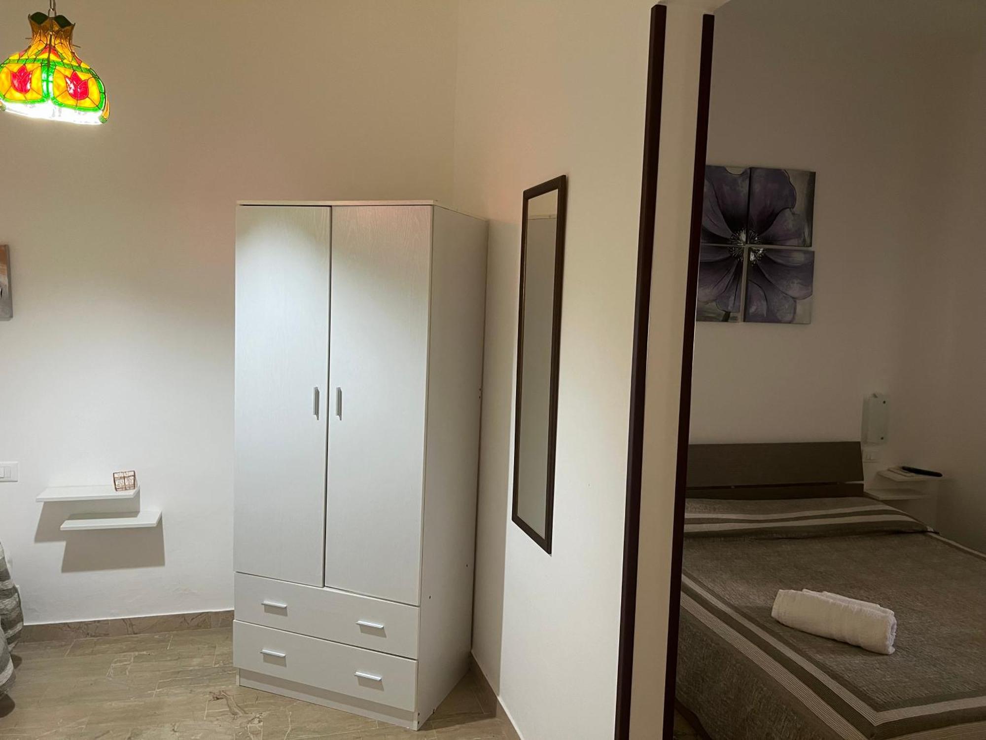 Villa Dolce Vita Rooms Castelluzzo Exterior photo